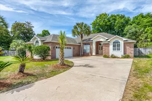 4034 Bond Cir, Niceville, FL 32578 - Photo 3