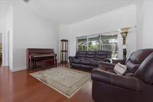 4034 Bond Cir, Niceville, FL 32578 - Photo 11