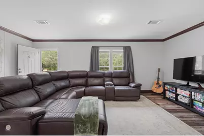 360 Michigan Lane, Defuniak Springs, FL 32433 - Photo 9