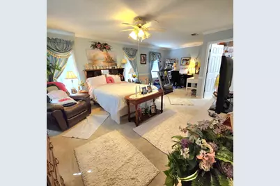 212 NW Baker Avenue, Fort Walton Beach, FL 32548 - Photo 7