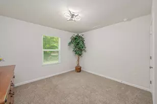 5463 Jenee Ct, Crestview, FL 32539 - Photo 13