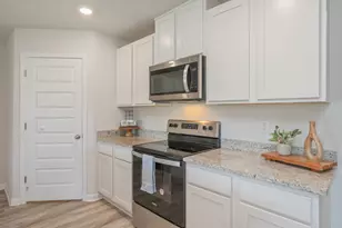 5463 Jenee Ct, Crestview, FL 32539 - Photo 17