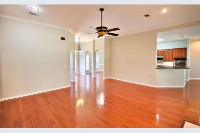 105 Par Court, Crestview, FL 32536 - Photo 9