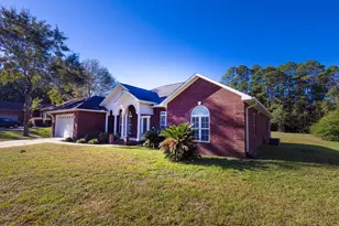 105 Par Ct, Crestview, FL 32536 - Photo 3