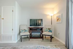 17620 Front Beach Rd, Panama City Beach, FL 32413 - Photo 21