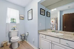 218 NE Troy St, Fort Walton Beach, FL 32548 - Photo 15