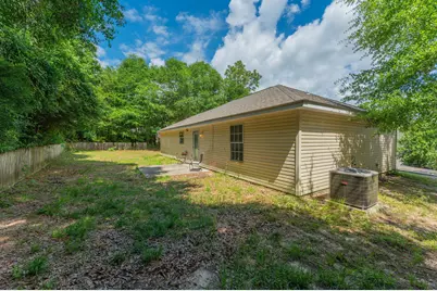 328 Lakeview Drive, Crestview, FL 32536 - Photo 3