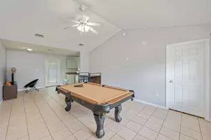 328 Lakeview Dr, Crestview, FL 32536 - Photo 11