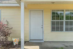 328 Lakeview Dr, Crestview, FL 32536 - Photo 7
