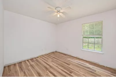 328 Lakeview Drive, Crestview, FL 32536 - Photo 17