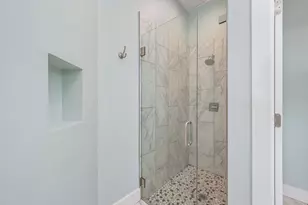 401 Hideaway Ln, Niceville, FL 32578 - Photo 19