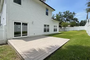 401 Hideaway Ln, Niceville, FL 32578 - Photo 29