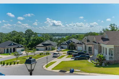 401 Hideaway Lane, Niceville, FL 32578 - Photo 3