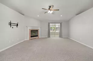 300 Peggy Dr, Crestview, FL 32536 - Photo 13