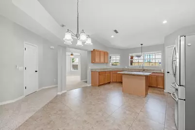 300 Peggy Drive, Crestview, FL 32536 - Photo 9