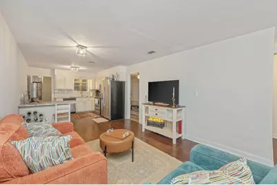 11 SE Magnolia Avenue #UNIT A, Fort Walton Beach, FL 32548 - Photo 9