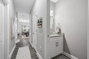 2331 Hadleigh Hills Ct, Navarre, FL 32566 - Photo 17