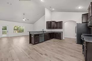 656 Red Fern Rd, Crestview, FL 32536 - Photo 17