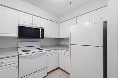 4270 Calinda Lane #316, Niceville, FL 32578 - Photo 5