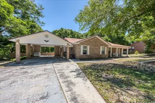 210 Shell Dr, Crestview, FL 32536 - Photo 5