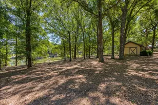 210 Shell Dr, Crestview, FL 32536 - Photo 49