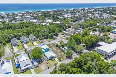 11902 W Governor Drive, Panama City Beach, FL 32413 - Photo 13