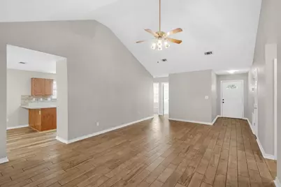 924 Emily Circle, Fort Walton Beach, FL 32547 - Photo 5