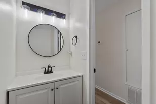 37 12th St, Shalimar, FL 32579 - Photo 11