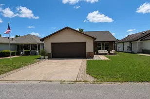 911 Lawton Ct, Fort Walton Beach, FL 32547 - Photo 1