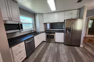 911 Lawton Ct, Fort Walton Beach, FL 32547 - Photo 3