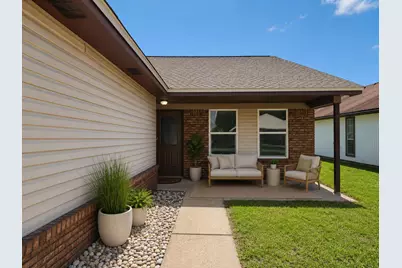 911 Lawton Court, Fort Walton Beach, FL 32547 - Photo 1