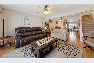 8522 Gulf Boulevard #APT 11, Navarre, FL 32566 - Photo 13