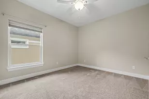 490 Soundview Ct, Mary Esther, FL 32569 - Photo 37