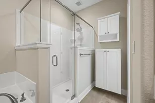 490 Soundview Ct, Mary Esther, FL 32569 - Photo 29