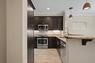 490 Soundview Ct, Mary Esther, FL 32569 - Photo 7