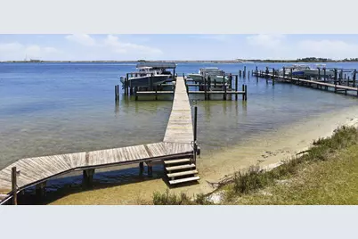 490 Soundview Court, Mary Esther, FL 32569 - Photo 47