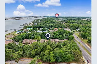 490 Soundview Court, Mary Esther, FL 32569 - Photo 5