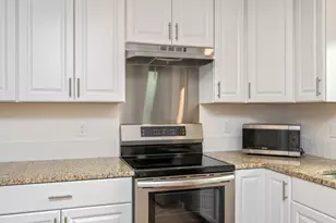 211 20th St, Niceville, FL 32578 - Photo 13