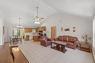 1929 Williams Creek Dr, Navarre, FL 32566 - Photo 7