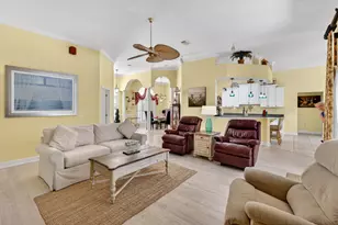 4242 Bobcat Cove, Niceville, FL 32578 - Photo 9