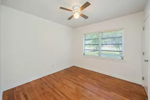 321 Washington Ave, Valparaiso, FL 32580 - Photo 17