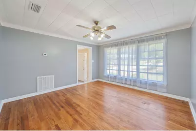 321 Washington Avenue, Valparaiso, FL 32580 - Photo 11