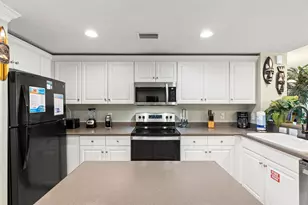 10811 Front Beach Rd, Panama City Beach, FL 32407 - Photo 11