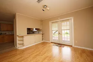 319 NW Briarwood Circle, Fort Walton Beach, FL 32548 - Photo 11