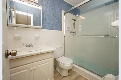 319 NW Briarwood Circle, Fort Walton Beach, FL 32548 - Photo 17