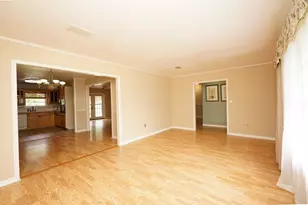 319 NW Briarwood Circle, Fort Walton Beach, FL 32548 - Photo 33
