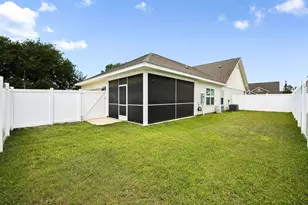 16 Woodsorrel St, Freeport, FL 32439 - Photo 7
