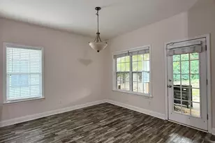 144 Howard St, Niceville, FL 32578 - Photo 3