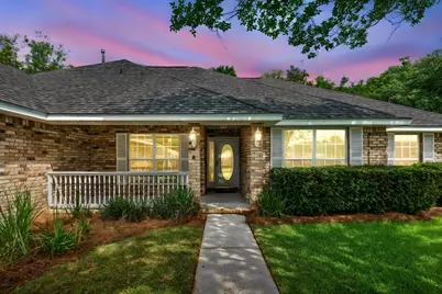 1434 William Faulkner Drive, Niceville, FL 32578 - Photo 3