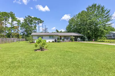 90 Jones Drive, Freeport, FL 32439 - Photo 1